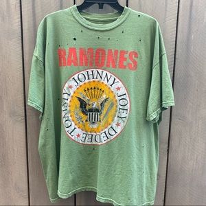 NWT RAMONES band shirt rock tour tee